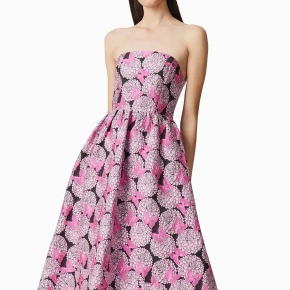 Elliatt Aimee Strapless Gown in Pink - Picture 2 of 6